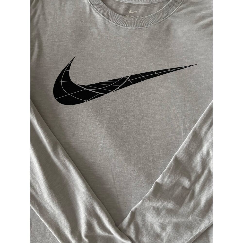 Men’s Nike long sleeve T-shirt, Heather gray with black swoosh. Size small.